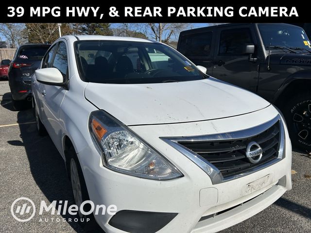 2019 Nissan Versa SV