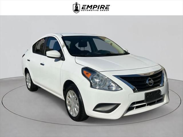 2019 Nissan Versa SV