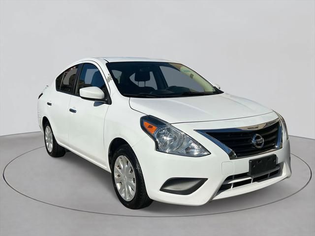 2019 Nissan Versa SV