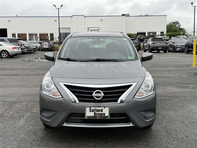 2019 Nissan Versa SV