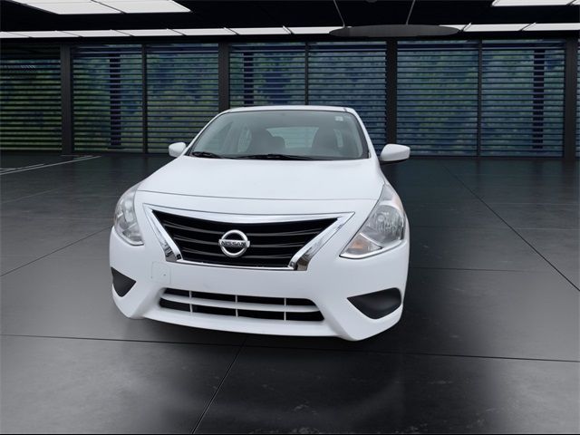 2019 Nissan Versa SV