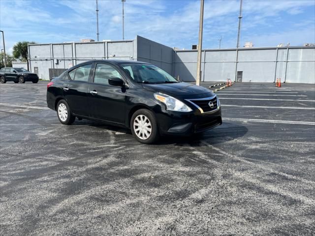 2019 Nissan Versa SV