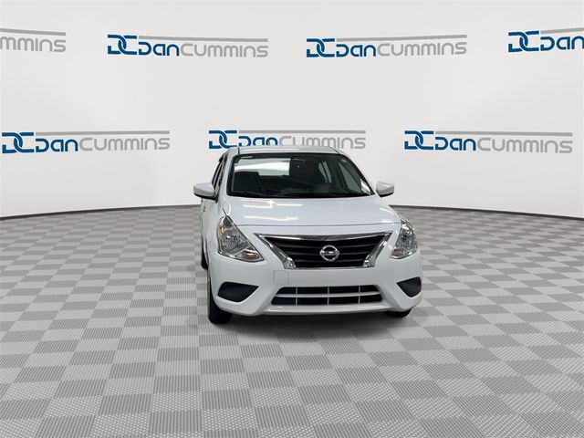 2019 Nissan Versa SV