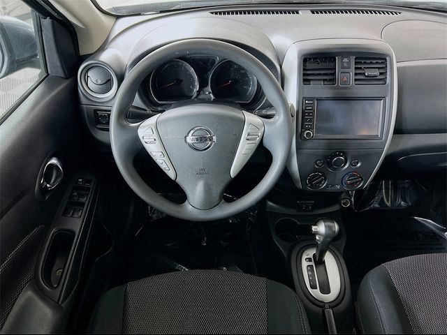 2019 Nissan Versa SV