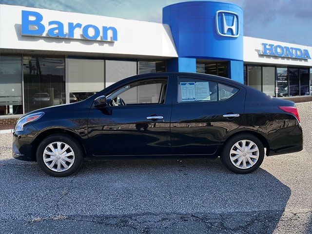 2019 Nissan Versa SV