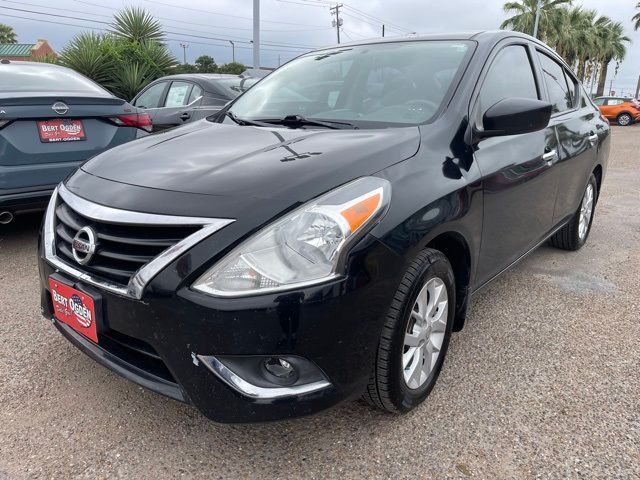 2019 Nissan Versa SV