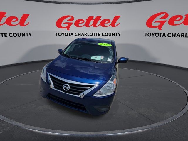 2019 Nissan Versa SV