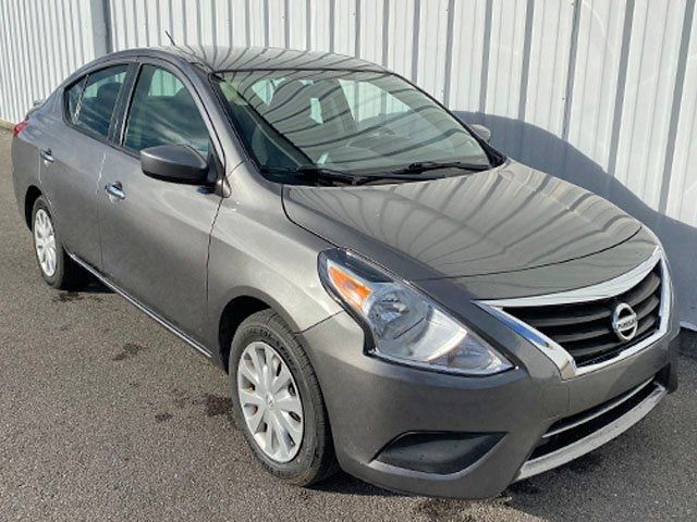 2019 Nissan Versa SV