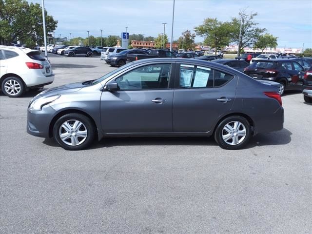 2019 Nissan Versa SV