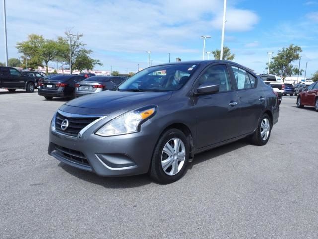 2019 Nissan Versa SV