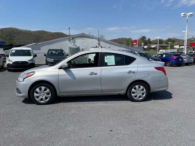 2019 Nissan Versa SV