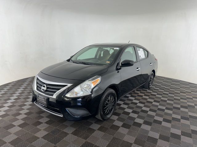 2019 Nissan Versa SV