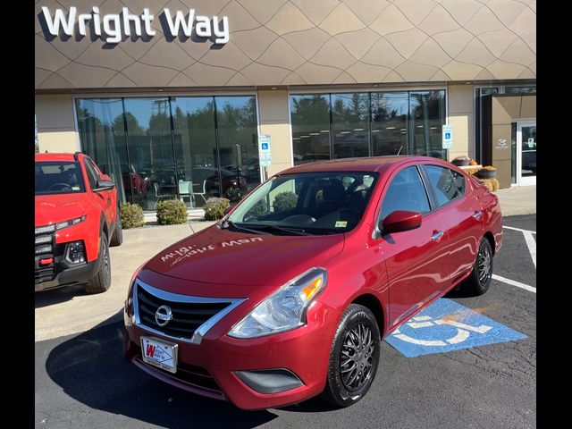 2019 Nissan Versa SV