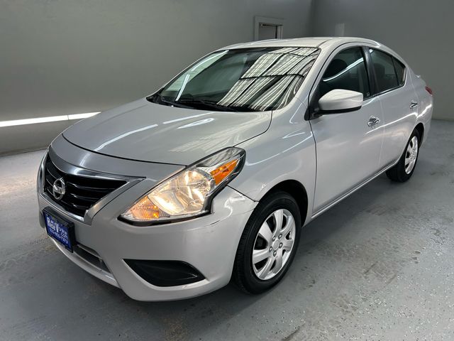 2019 Nissan Versa SV