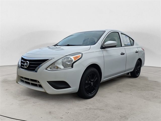 2019 Nissan Versa S Plus