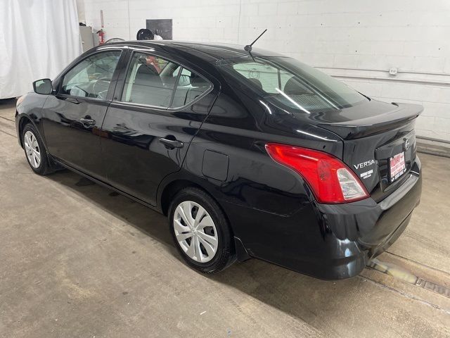 2019 Nissan Versa S Plus