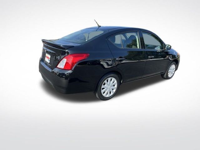 2019 Nissan Versa S Plus