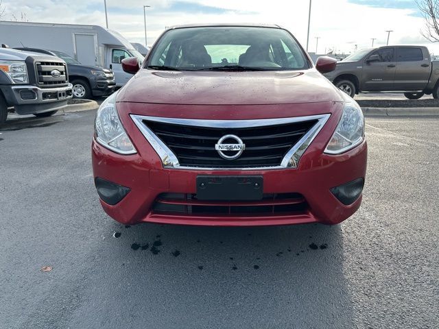 2019 Nissan Versa S Plus