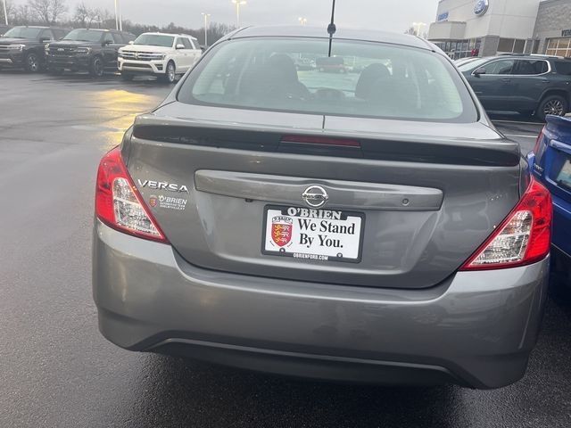 2019 Nissan Versa S Plus