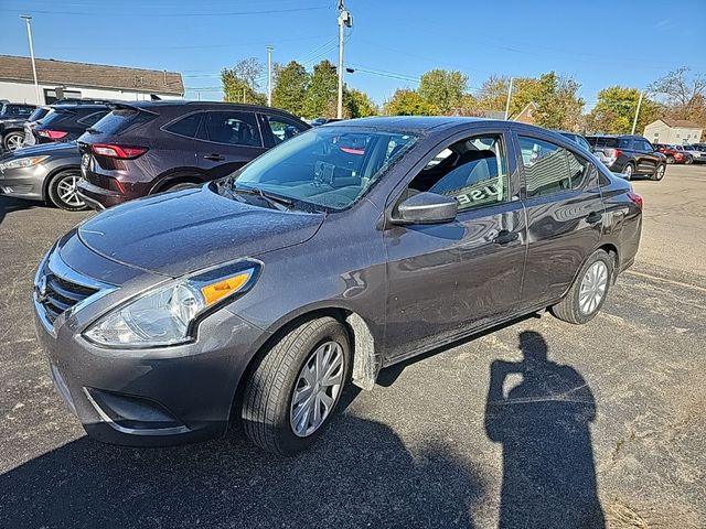 2019 Nissan Versa S Plus