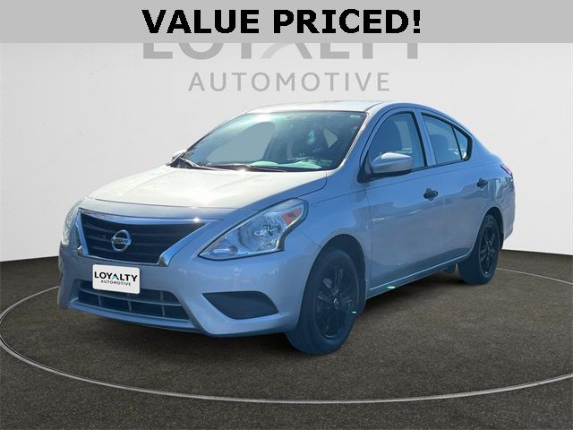 2019 Nissan Versa S Plus