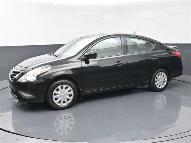 2019 Nissan Versa S Plus