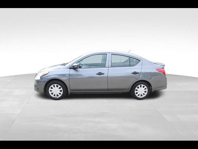 2019 Nissan Versa S Plus