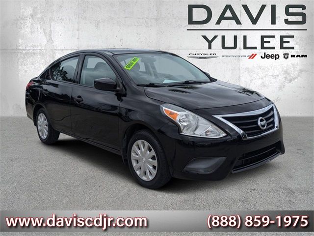 2019 Nissan Versa S Plus