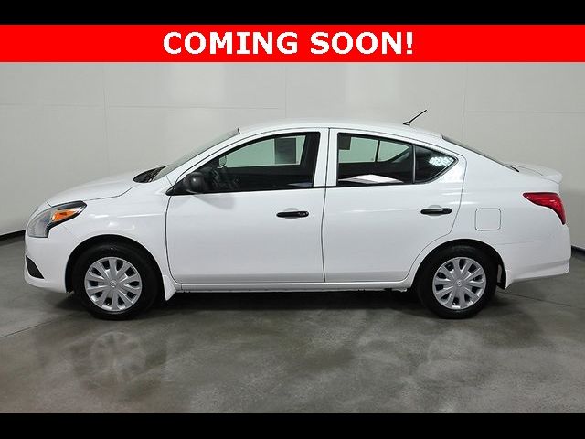 2019 Nissan Versa S Plus