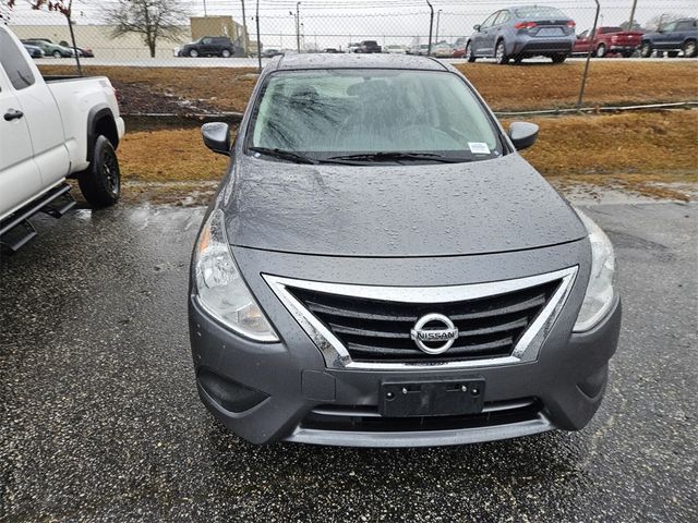 2019 Nissan Versa SV