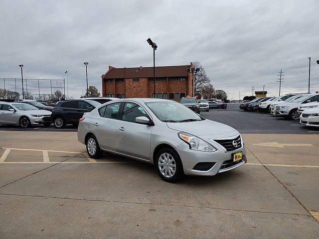 2019 Nissan Versa SV