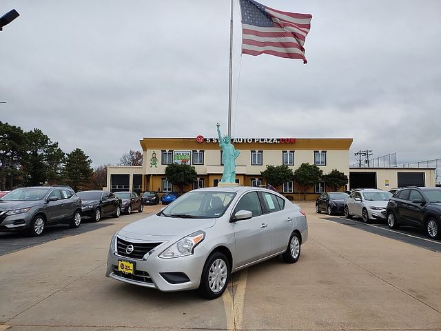 2019 Nissan Versa SV