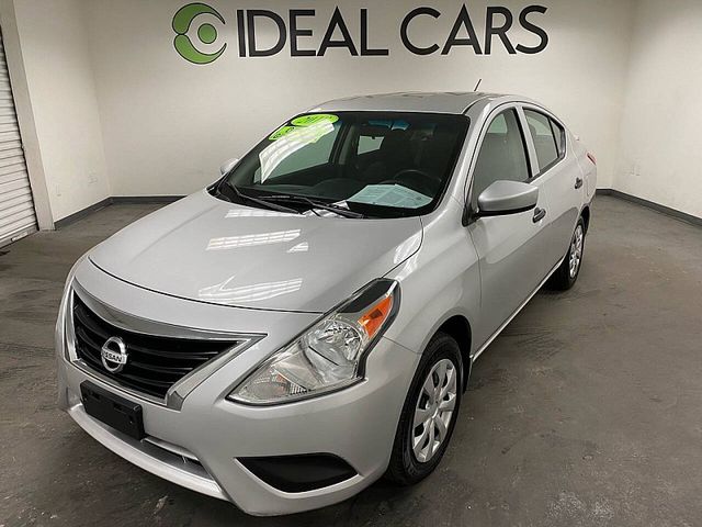 2019 Nissan Versa S Plus