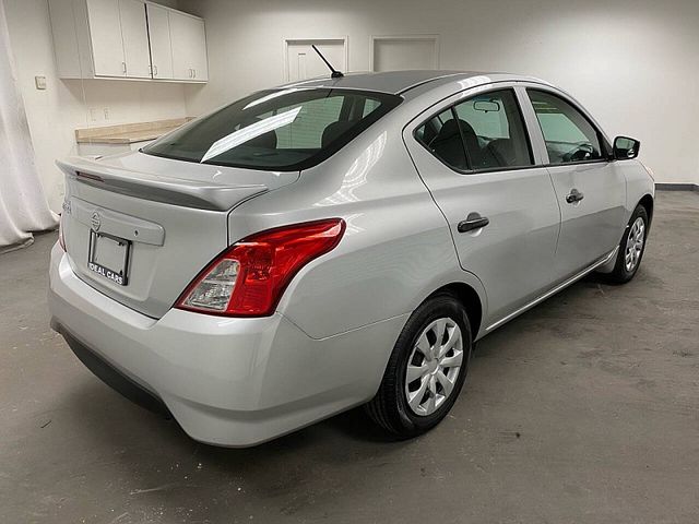 2019 Nissan Versa S Plus