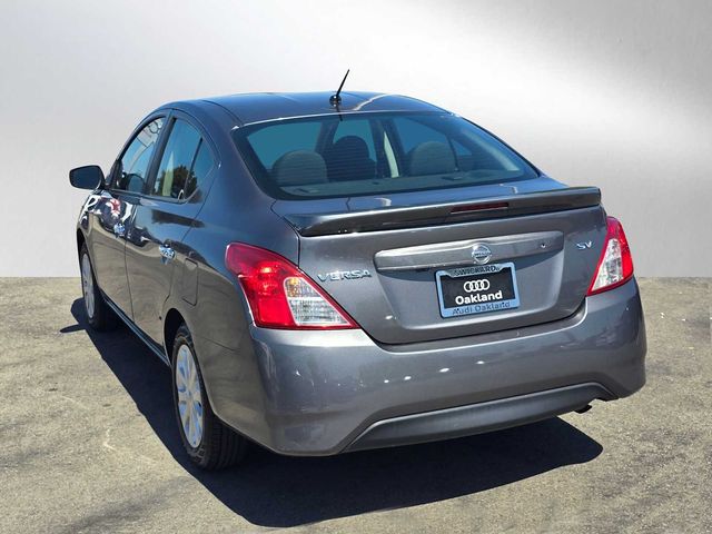 2019 Nissan Versa SV