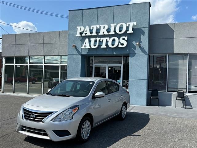 2019 Nissan Versa SV