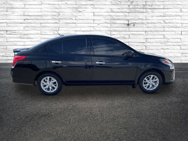 2019 Nissan Versa SV