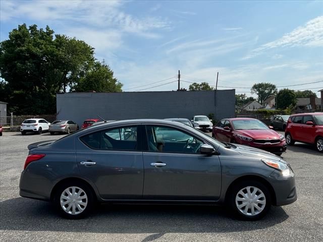 2019 Nissan Versa SV