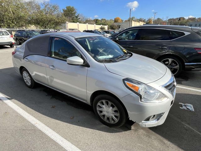 2019 Nissan Versa SV