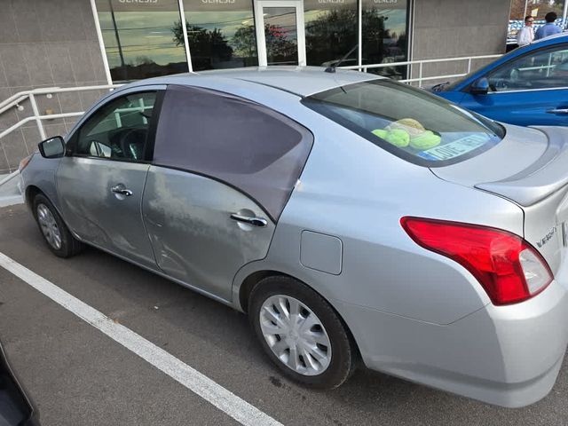 2019 Nissan Versa SV