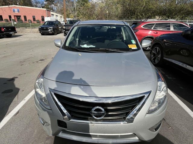 2019 Nissan Versa SV