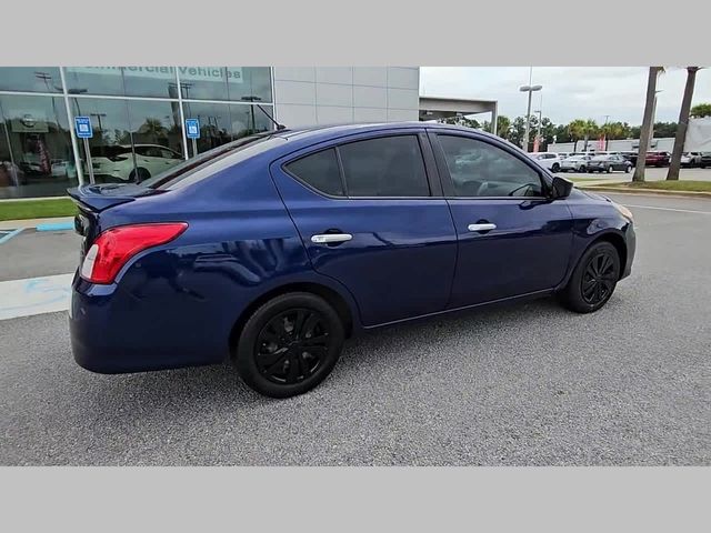 2019 Nissan Versa SV