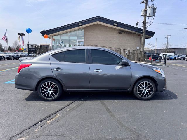 2019 Nissan Versa SV