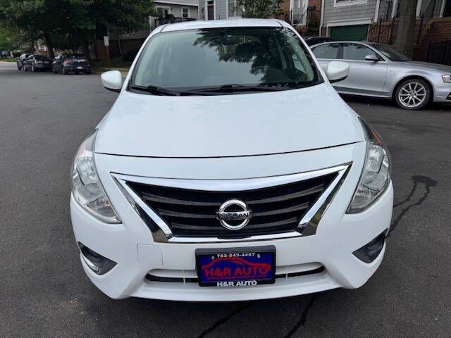 2019 Nissan Versa SV