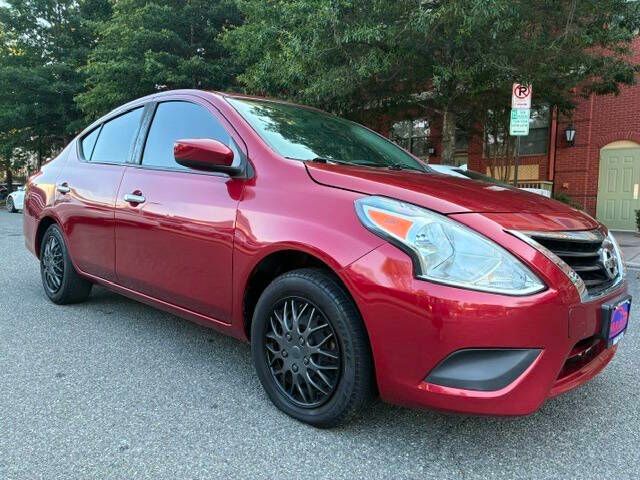 2019 Nissan Versa SV
