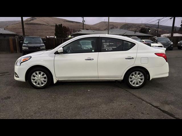 2019 Nissan Versa SV