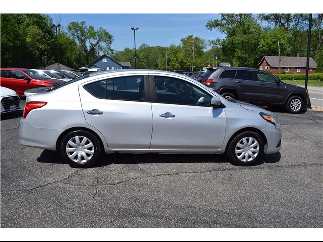 2019 Nissan Versa SV
