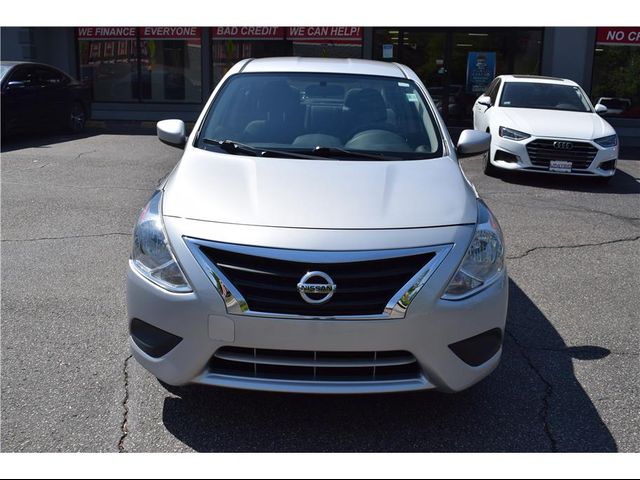 2019 Nissan Versa SV