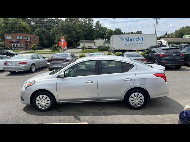 2019 Nissan Versa SV