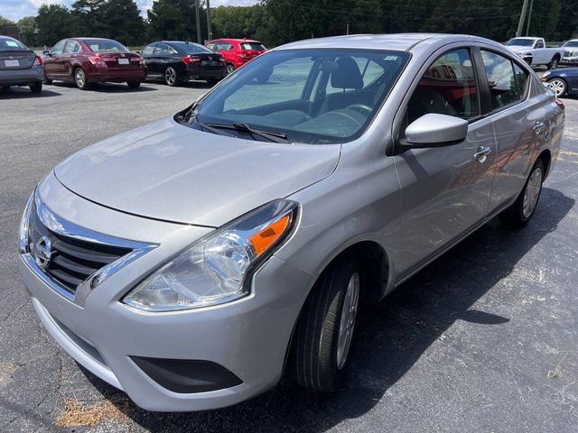 2019 Nissan Versa SV